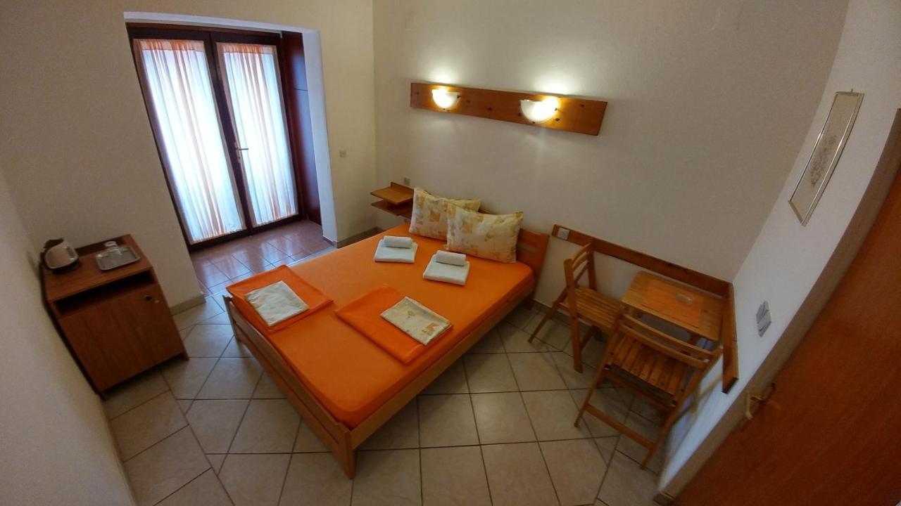 באסקה Apartments And Rooms Bova מראה חיצוני תמונה