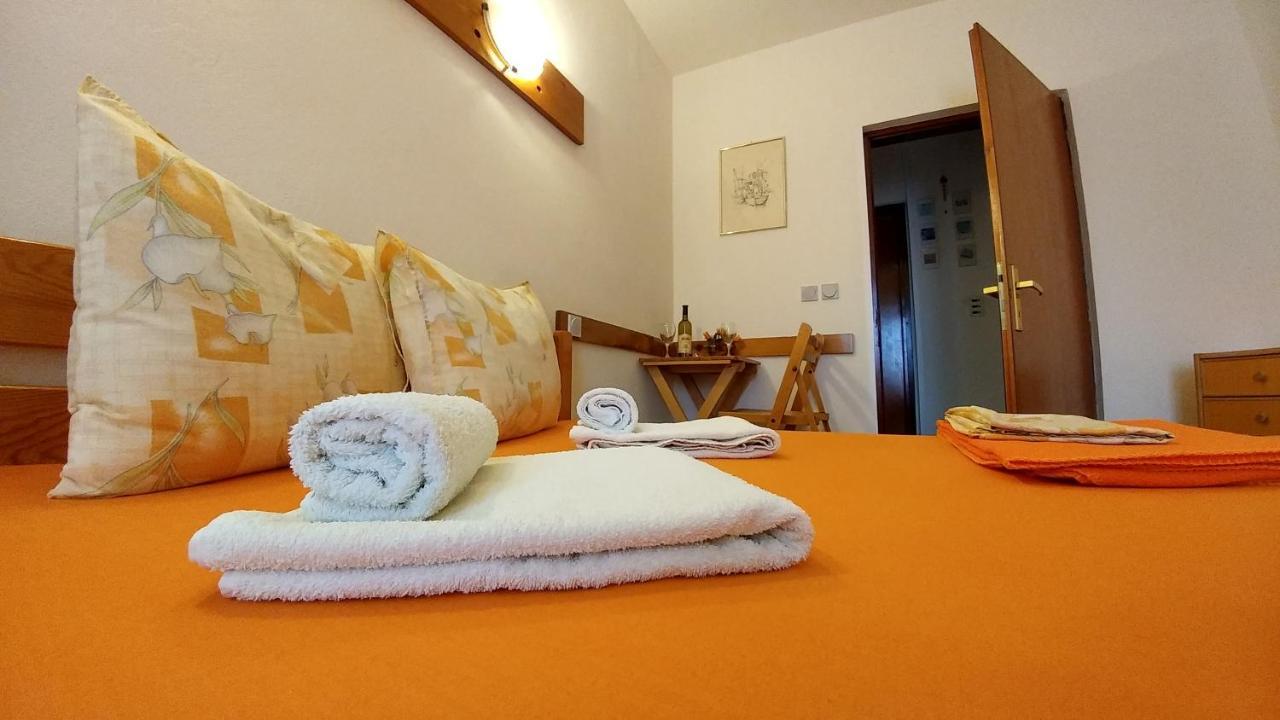 באסקה Apartments And Rooms Bova מראה חיצוני תמונה