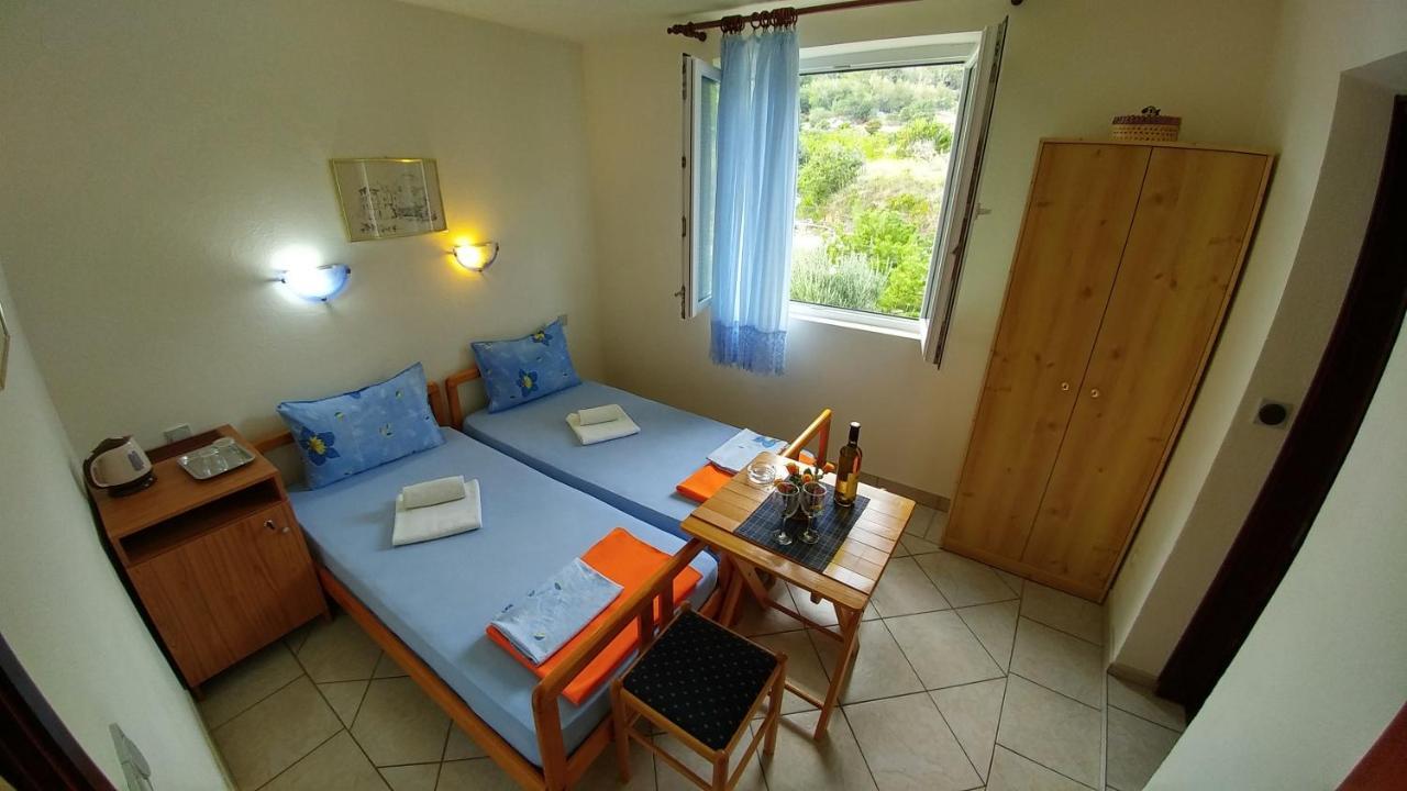 באסקה Apartments And Rooms Bova מראה חיצוני תמונה