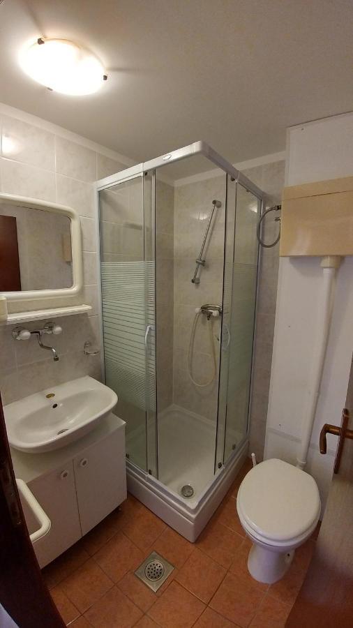 באסקה Apartments And Rooms Bova מראה חיצוני תמונה