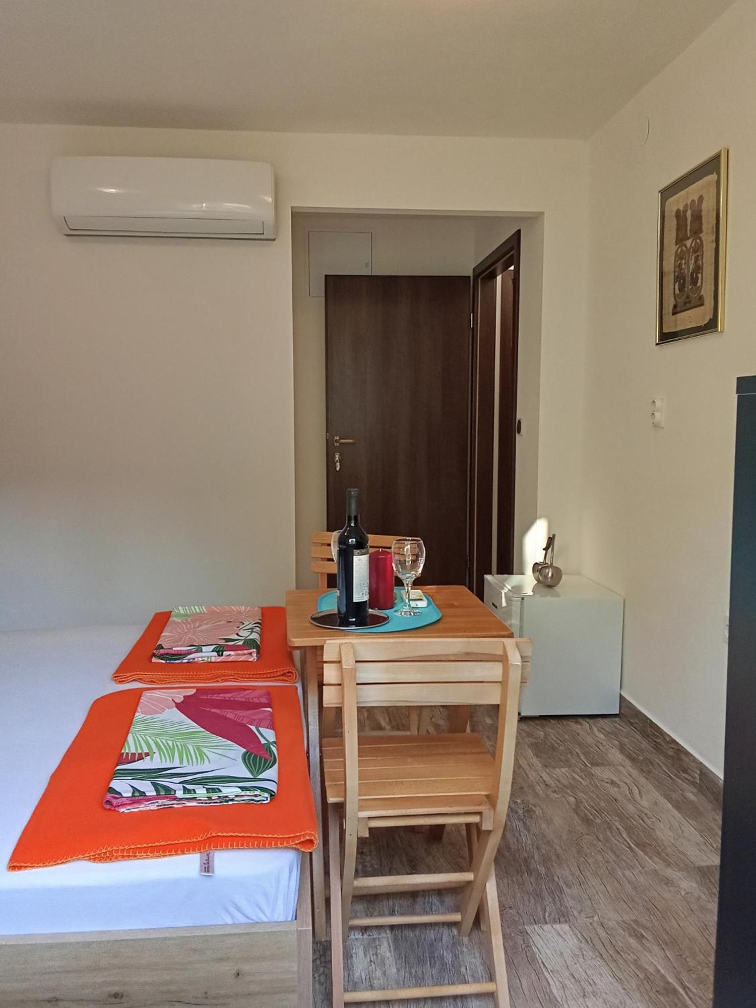 באסקה Apartments And Rooms Bova מראה חיצוני תמונה